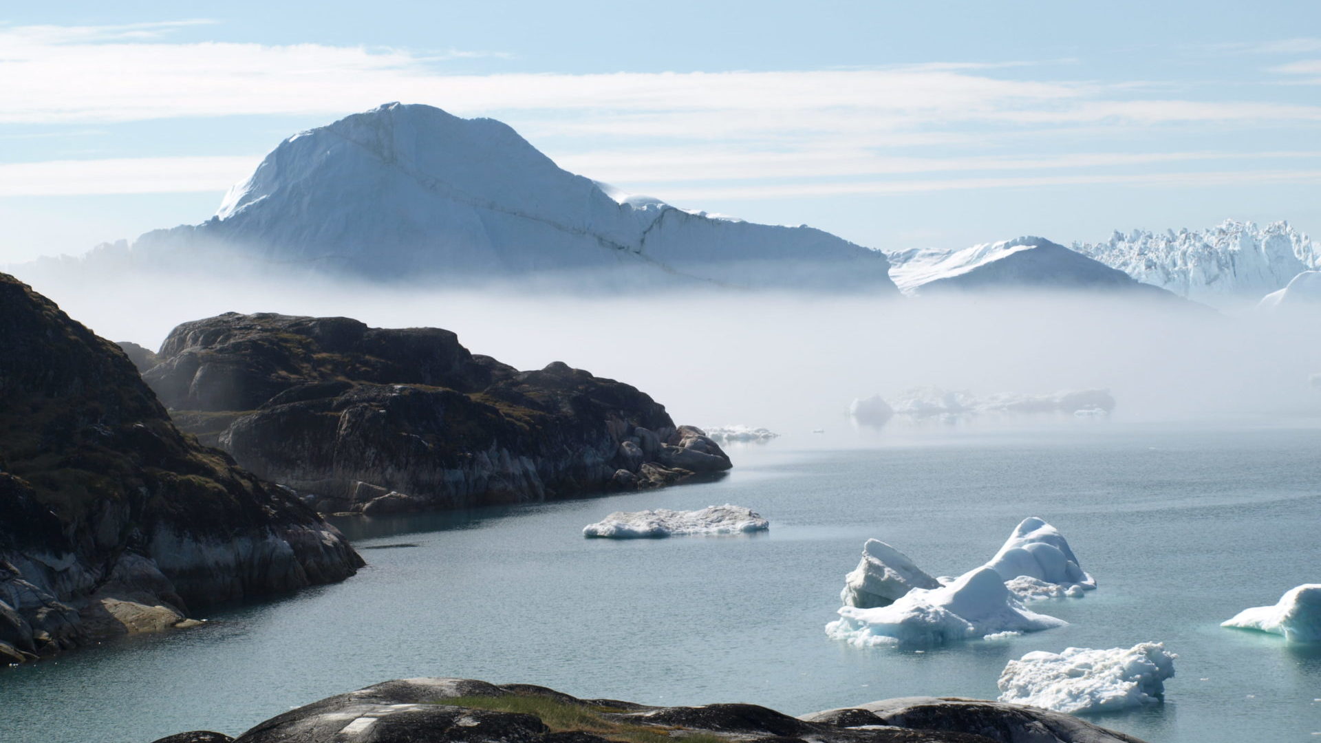UNESCO hike to Sermermiut valley Ilulissat Guesthouse